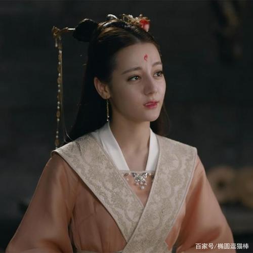 三生三世枕上书丨凤九在凡间有16套服装,我喜欢粉色系的,你呢?