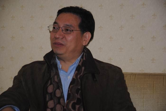 李小刚