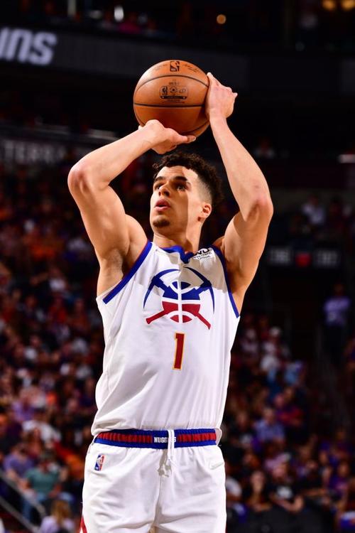 掘金小波特获得5年2.07亿续约合同,但有前提条件