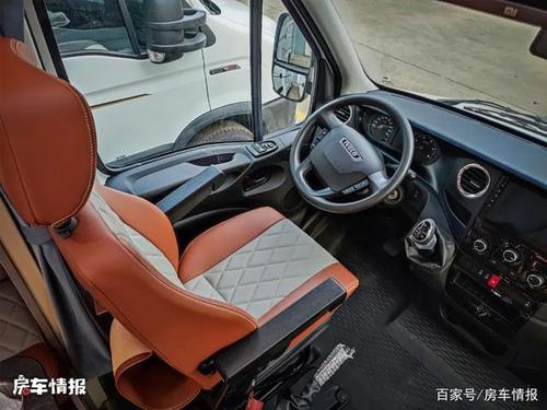 新星新依途t600,配3.0t动力航空铝车身,升级版本使用
