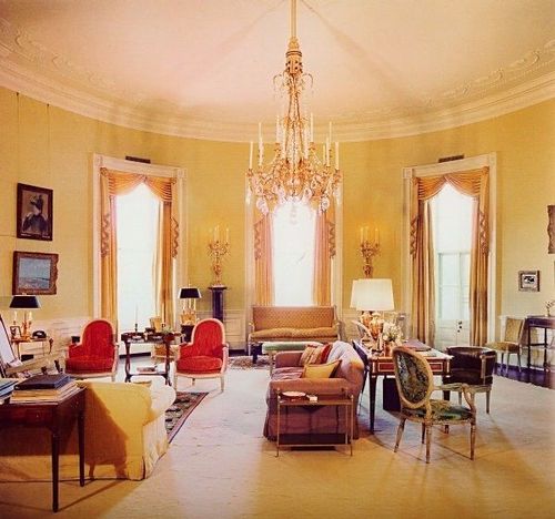 文化 正文  当时(1962)白宫黄色椭圆形办公室(the yellow oval room)