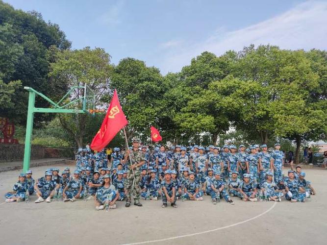 宜章县十一中学优秀学子们: 与烈日抗衡,同风雨争斗