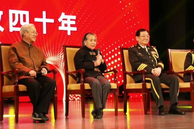 著名导演王好为做分享