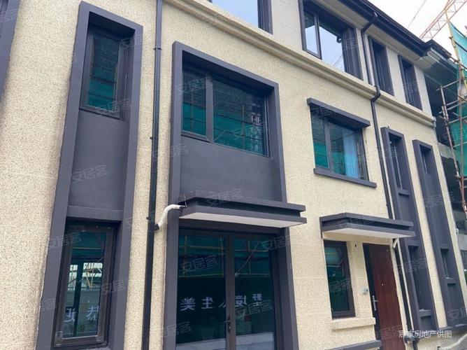 君塘名筑(别墅)4室2厅4卫135㎡南北155万