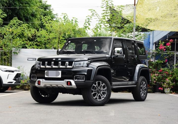 这5款国产硬派越野车,让你轻松上山下