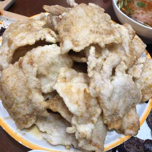 开车来吃在梅河吃锅包肉首选英兰家一家朝鲜族饭店锅包肉做的这么好吃