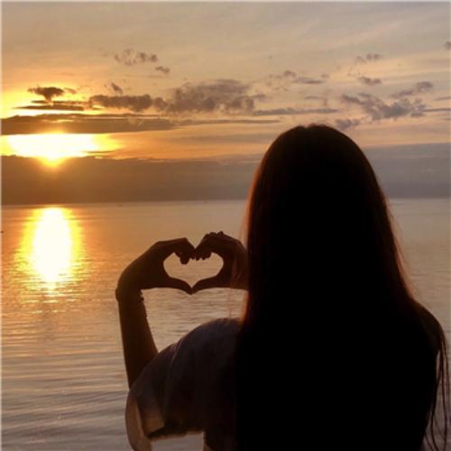 背影·女生·不露脸头像|"你别认输,天黑过后就是日出