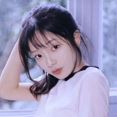 相关标签 美女女神优雅漂亮气质 内容简介 一组优雅漂亮女孩侧脸头像
