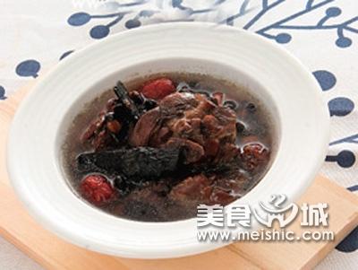 羊肾黑豆杜仲汤