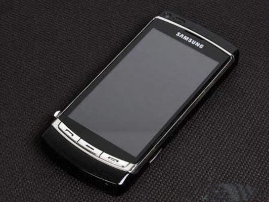  p>三星i8910是一款智能手机,主屏尺寸为3.8英寸,外观采用直板设计.