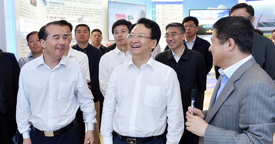 5月28日,省经贸交流代表团继续在江苏学习考察,并召开吉林省——江苏