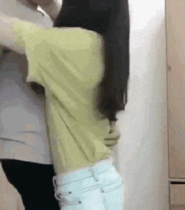 原创搞笑gif段子:从最开始的一无所有,到人生第一个30万,真的很不容易