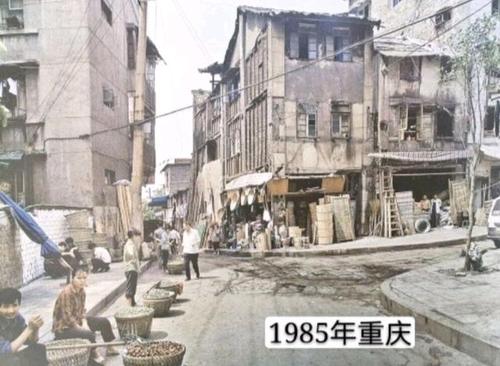 真想回到那80年代,看着看着不由自主的掉出眼泪来