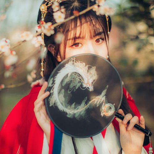 古风真人女生头像:垆边人似月,皓腕凝霜雪