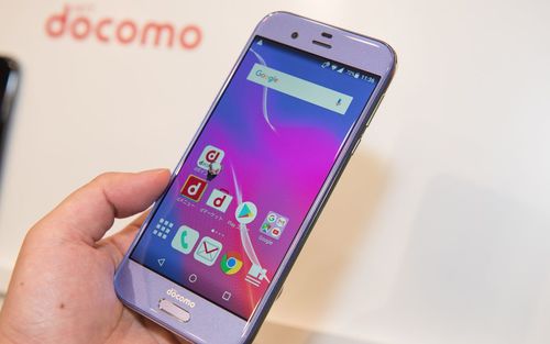 aquosr夏普aquosrsh03j展台一条真人