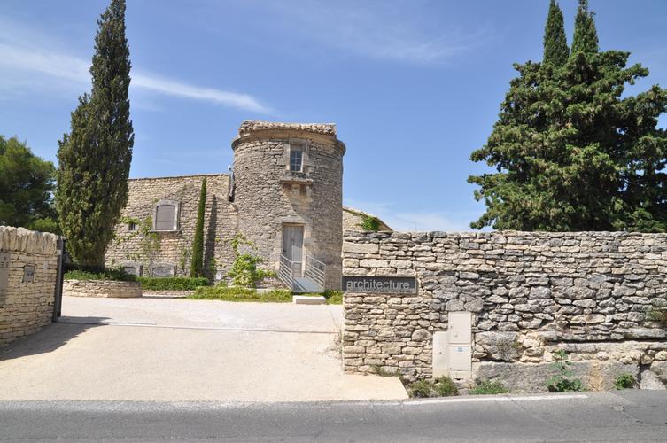                观景台对面的建筑