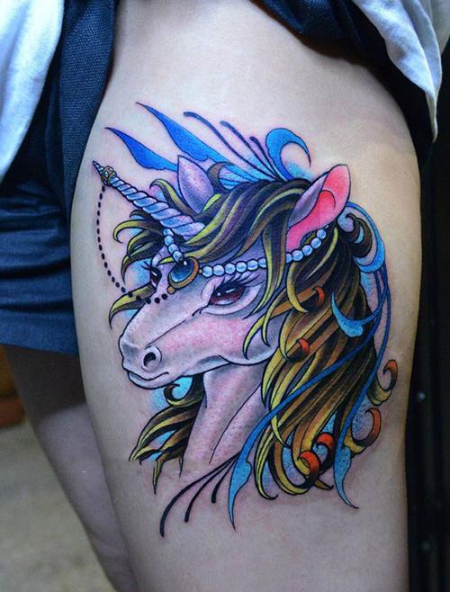 神秘独角兽,大腿独角天马彩绘纹身