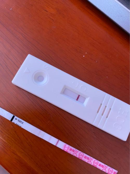 [试管婴儿]用排卵试纸两条杠,用早孕还是一