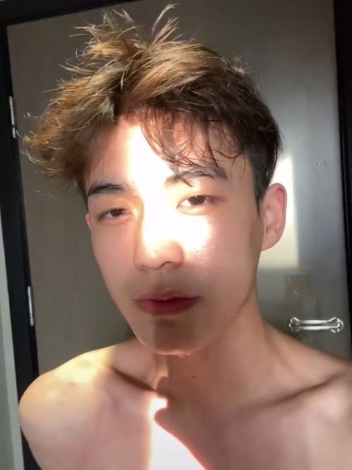 感受一下余庆伟手机照片全屏无水印_壁纸_手机_壁纸高清无水印_素材