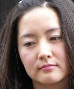 你知道木偶纹吗?腮骨挂不住肉,不笑也有.