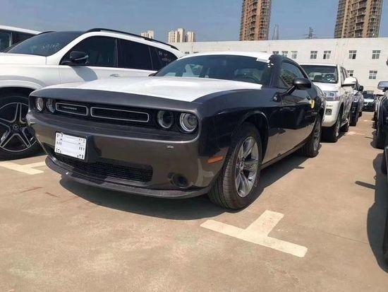 2022款道奇挑战者36l美式肌肉跑车来袭