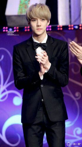 吴世勋0412生日快乐