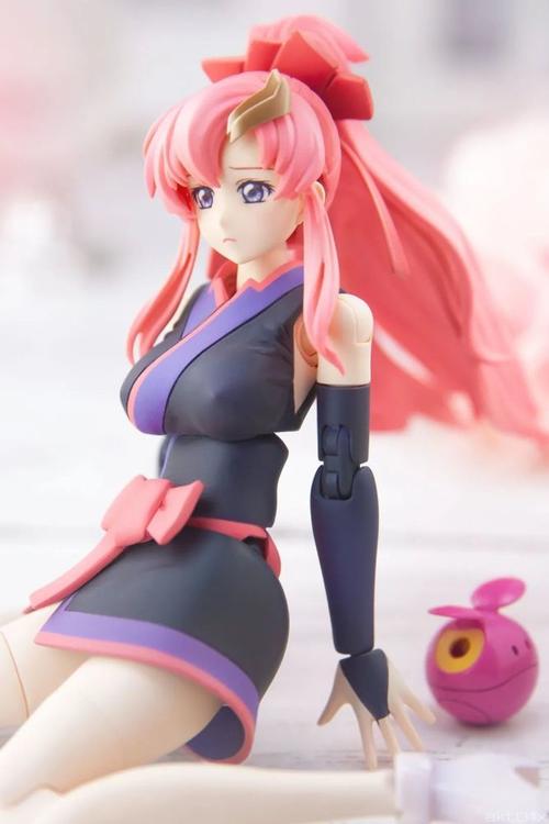 换一身舰长装,frs 拉克丝·克莱茵改造