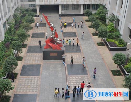 重庆凤鸣山中学怎么样,好不好