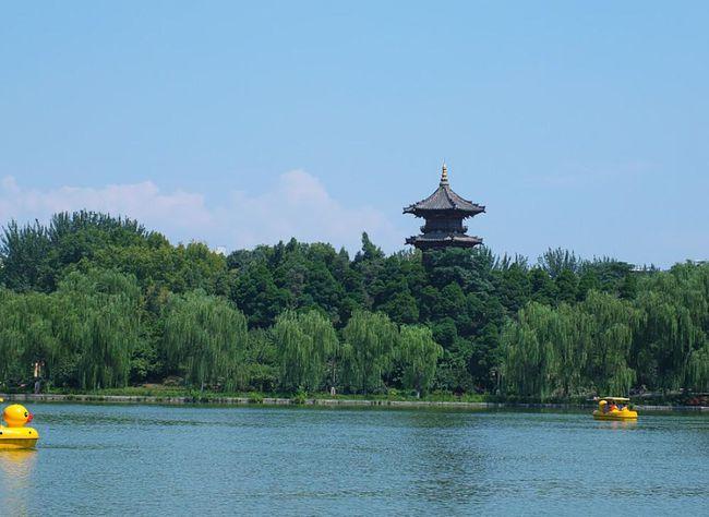 陕西历史遗址公园风景不输西湖是西安最大的城市公园