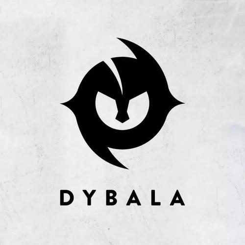 阿根廷小将迪巴拉因为合约问题近期一直穿着全