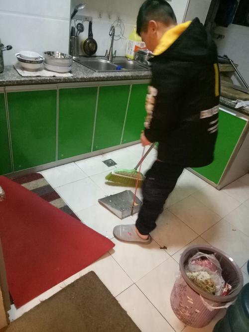 厨房大扫除了