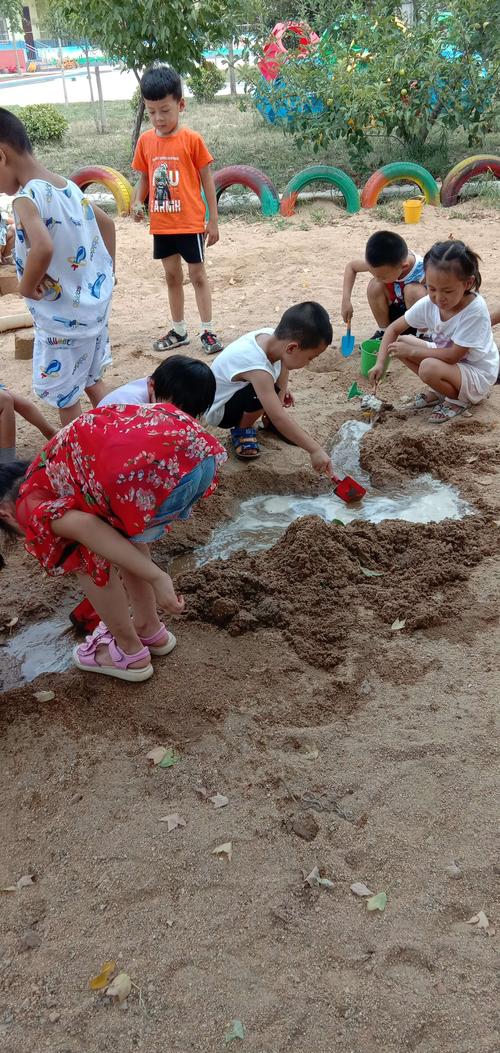 大官幼儿园玩沙水池观察记录 - 美篇