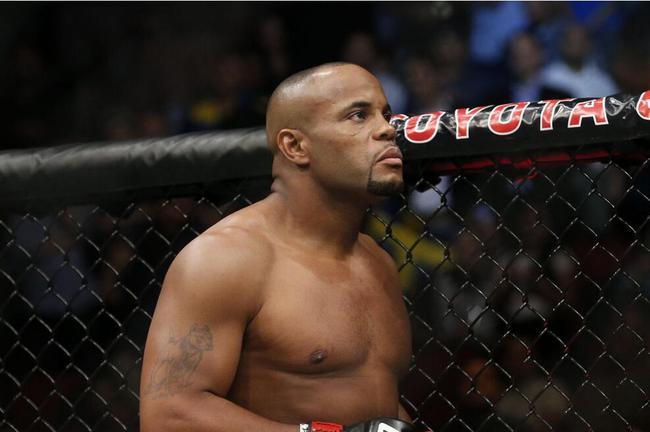 科米尔将带伤出战ufc230:刘易斯想击败我只能靠ko