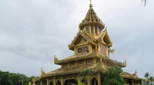 缅甸辉煌的宫殿建筑