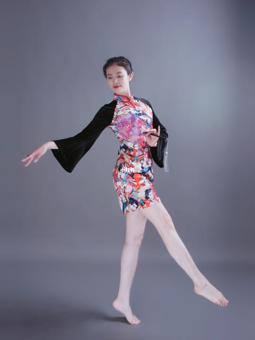 模仿石磊老师拍摄的一组舞蹈动作_舞蹈_摄影_舞蹈摄影