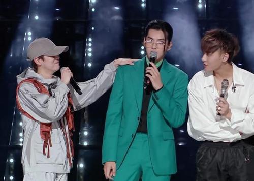 吴亦凡,鹿晗,黄子韬罕见同台,六年前单飞,如今个个风生水起