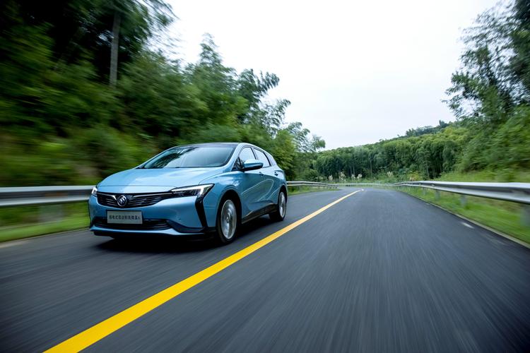 试驾别克微蓝6插电式混动,15-20万级的购车好选项