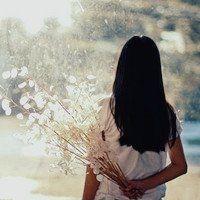 好安静,女生头像图片-回车桌面