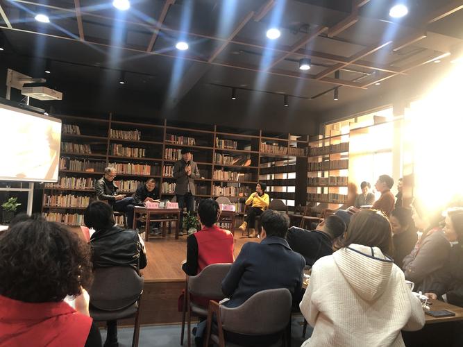 瑞安学院举办首期线下读书沙龙活动