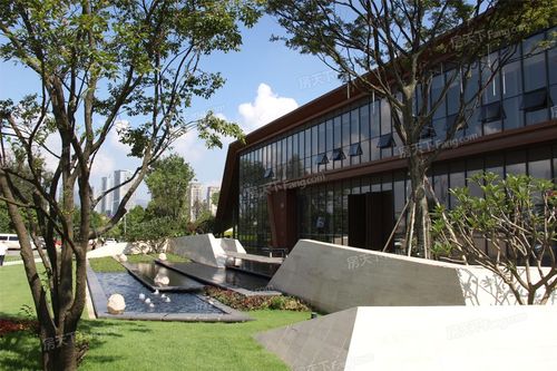 动态:蓝光·林肯公园二期(a3地块)在售,主力户型建筑面积为100