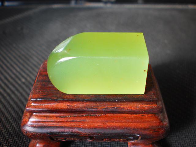 封门灯光冻,非常少见的青田石印章料!篆刻入门 学习和收藏佳品