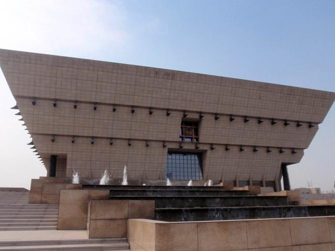 参观山西省博物馆