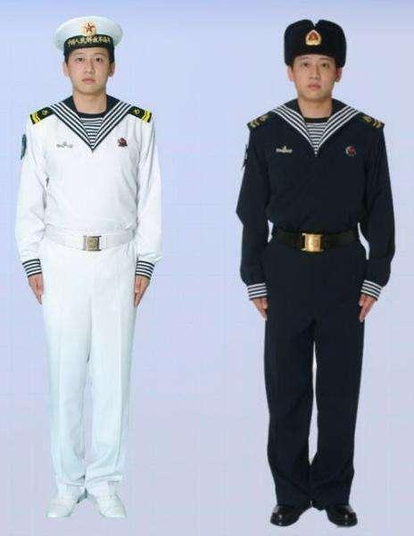 海军军装为什么有两种颜色?