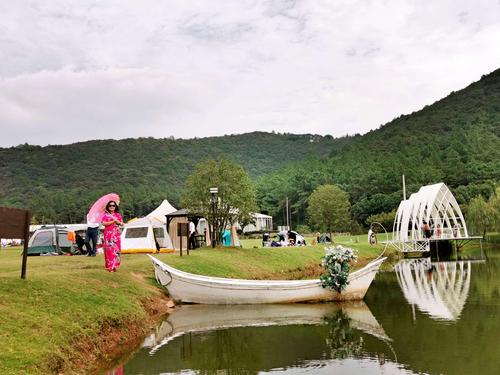 常州太湖修心谷欣赏粉黛,修心谷在太湖边上,开发的一个小型的摄影基地