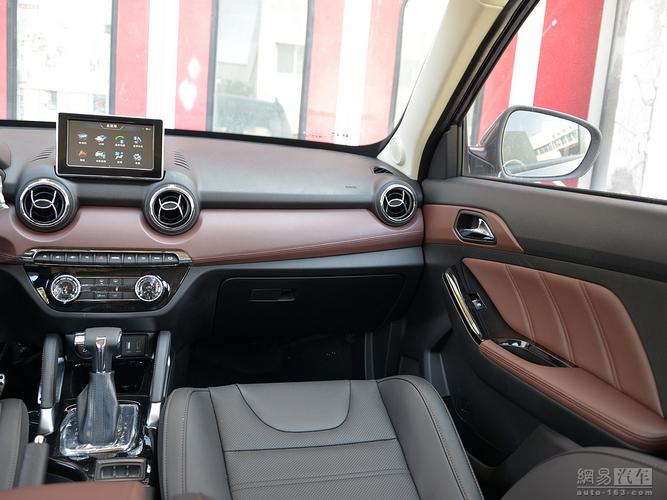 昌河q35 2016款 精英版1.5l自动炫智版--内饰自由 / 101