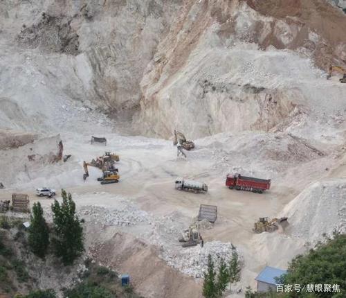 南召县小店乡:矿山开采没有环保设施粉尘飞扬,环保热线形同虚设