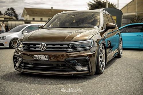 花30万买辆全新途观,改成低趴姿态变成加高加肥版"高尔夫"!