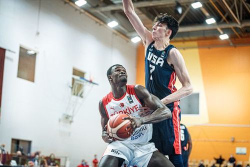 其中他们就非常看好霍姆格伦