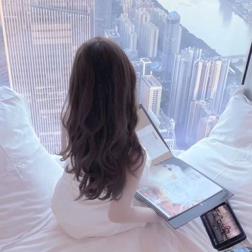 ins风格女生头像:自己无法拥有,又舍不得别人来喜欢