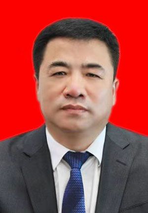 李英男同志简历